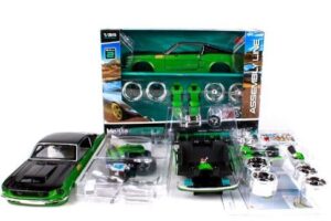 Maisto Assembly Line Ford Mustang 1967 (Kit) 1/24   Black