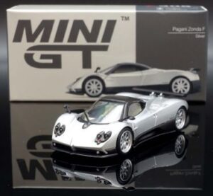 Die-Cast Pagani Zonda F Silver RHD 1/64