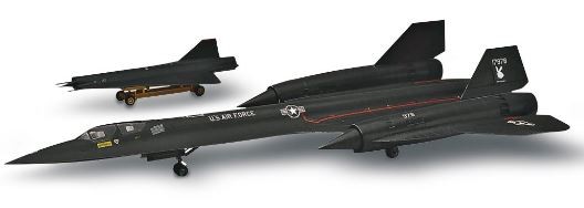 Revell SR-71A BLACKBIRD KIT 1/72
