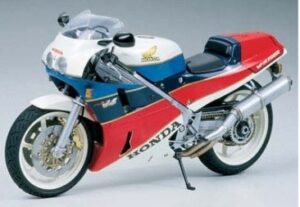 Tamiya Honda VFR750R Kit 1/12