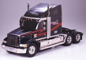 Tamiya R/C  Knight Hauler Truck Kit 1/14